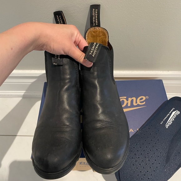 blundstone heeled chelsea boots - Picture 3 of 5